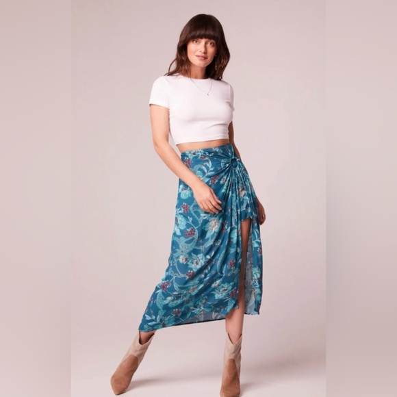 Floral Blue Midi Skirt - Picture 2 of 3